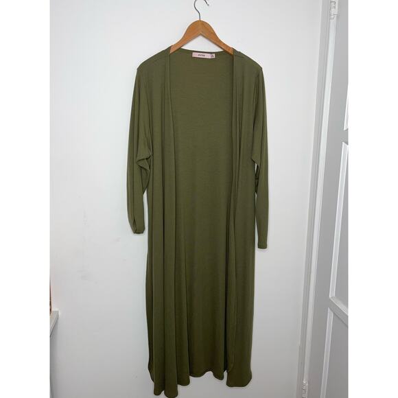 JustFab 2X Olive Green Soft Longline Cardigan With Slit - Picture 1 of 5